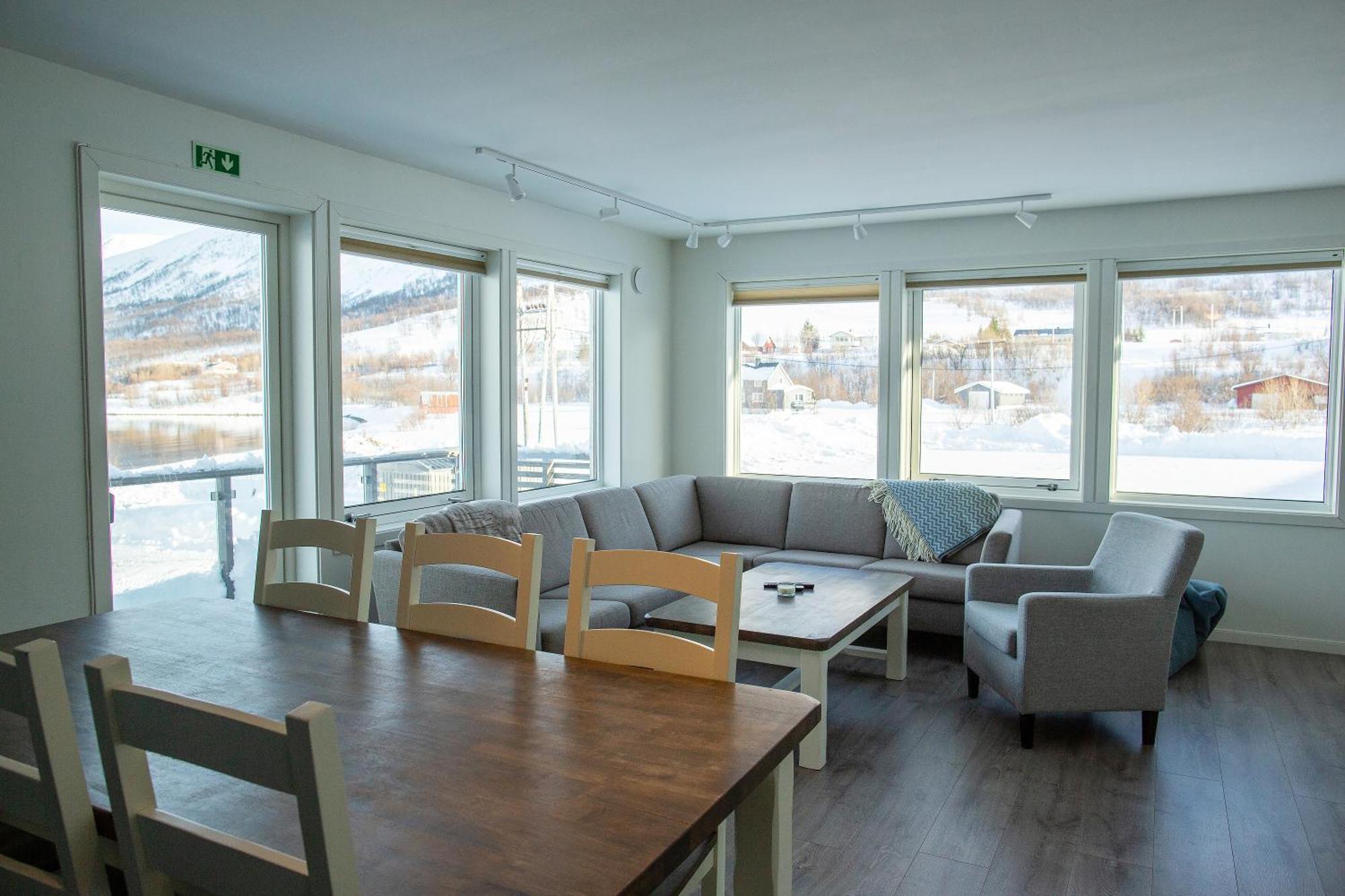 Nord-Lenangen Lyngen Experience Apartments المظهر الخارجي الصورة